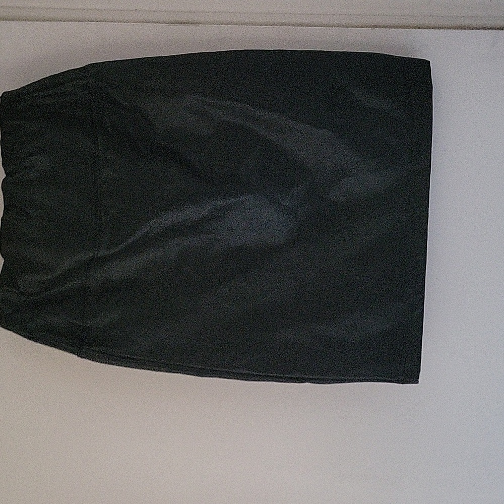 NWT RD STYLE Black Leather like skirt, Size XS